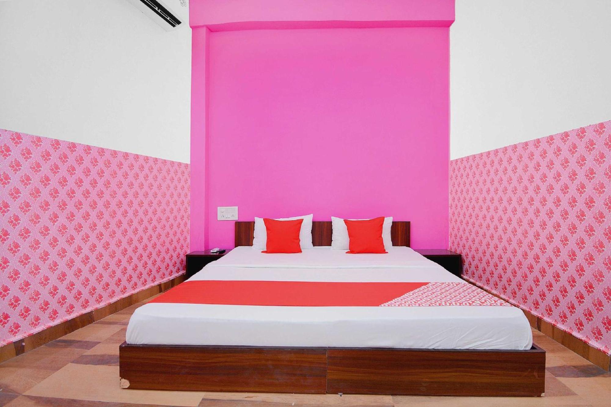 Hotel O Park View Bhiwani Eksteriør billede